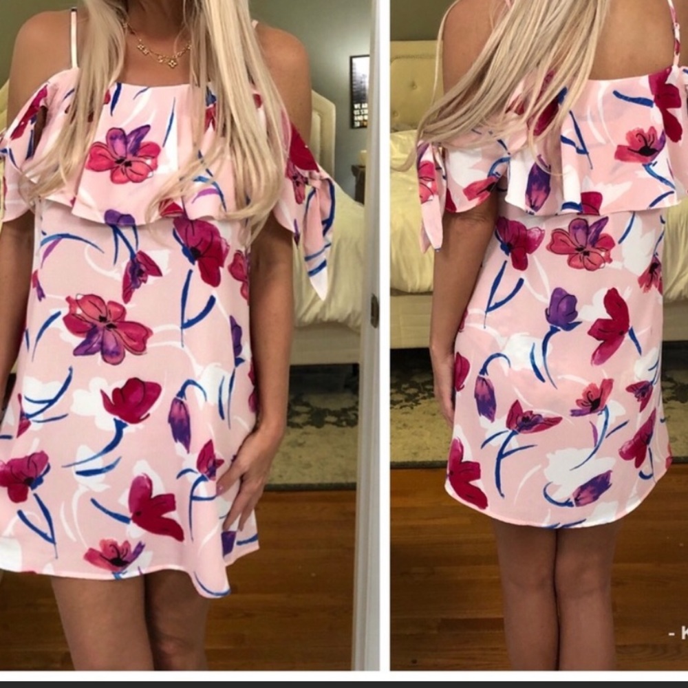 Gorgeous off Shoulder Dress NWOT